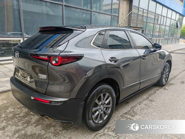 Mazda CX-30 2022 Темно-серый из Китая, фото 2