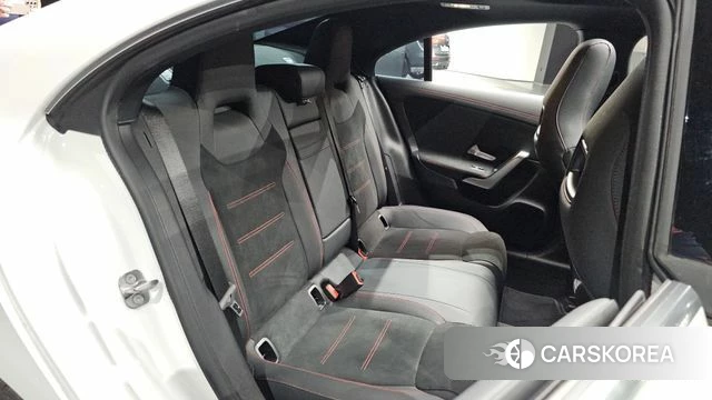 Mercedes-Benz CLA-Class C118 2024 Белый из Кореи, фото 2