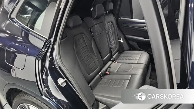 BMW iX3 2022 Черный из Кореи, фото 2