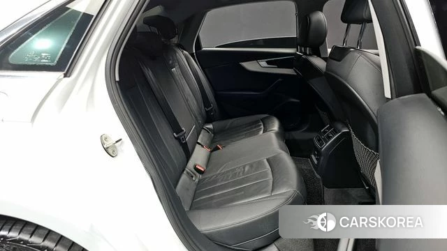 Audi A4 (B9) 2021 Белый из Кореи, фото 2