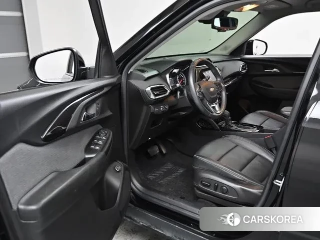 Chevrolet (GM Daewoo) Trailblazer 2021 Черный из Кореи, фото 2