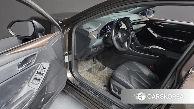 Toyota Avalon 5th Generation 2019 Коричневый из Кореи, фото 2