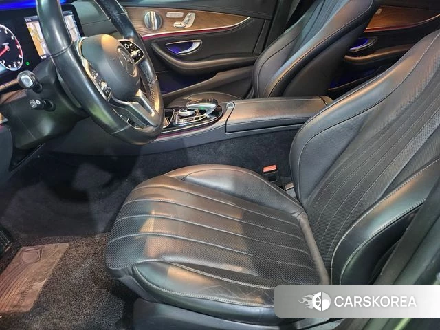 Mercedes-Benz E-Class W213 2020 Серый из Кореи, фото 2