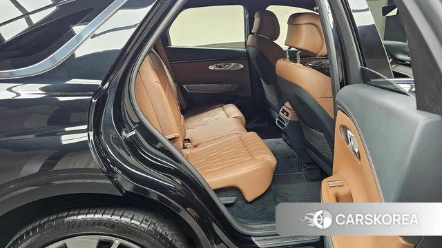 Genesis GV70 2022 Черный из Кореи, фото 2