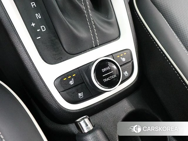 Hyundai Venue 2021 Красный из Кореи, фото 2