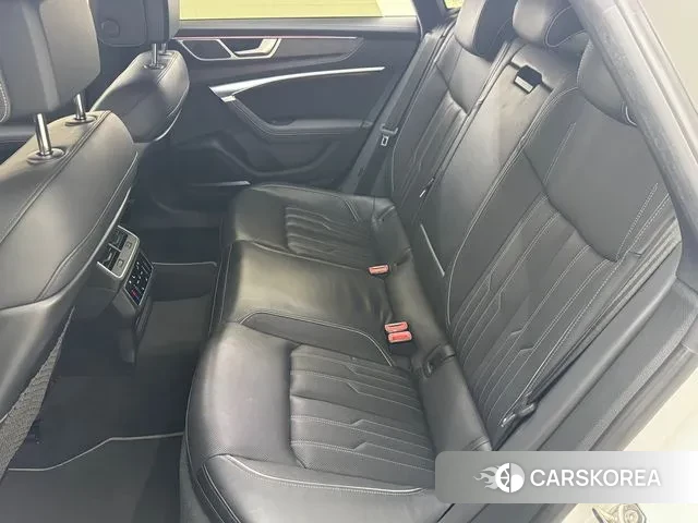 Audi A7 (4K) 2021 Белый из Кореи, фото 2