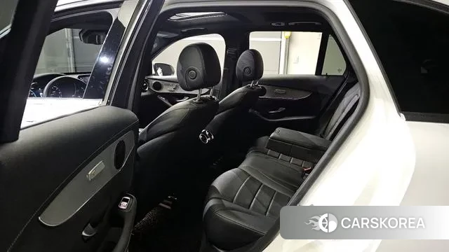 Mercedes-Benz GLC-Class X253 2022 Белый из Кореи, фото 2