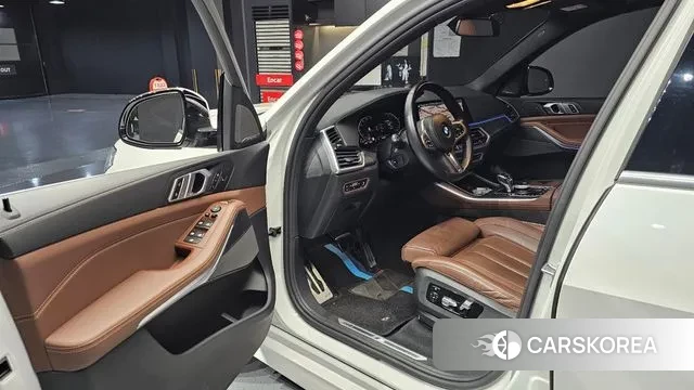 BMW X5 (G05) 2021 Белый из Кореи, фото 2