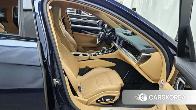 Porsche Panamera (971) 2018 Синий из Кореи, фото 2