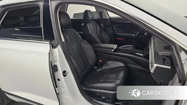 Hyundai Grandeur (GN7) 2023 Белый из Кореи, фото 2