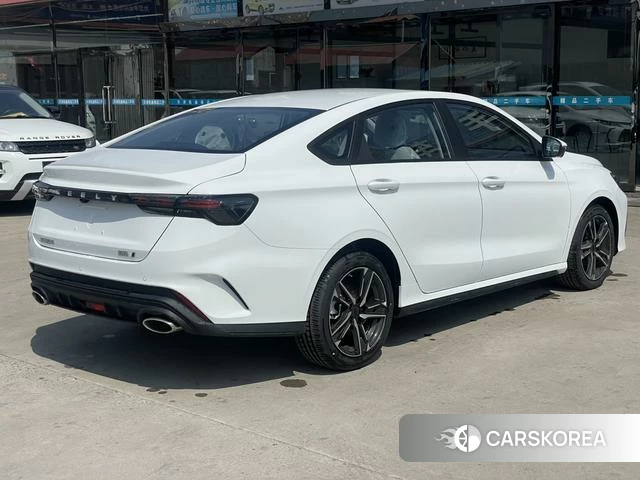 Geely Automobile Binrui 2026 Белый из Китая, фото 2