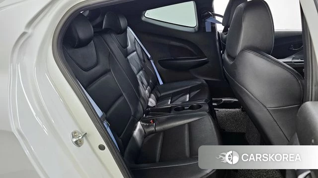 Hyundai Veloster (JS) 2018 Белый из Кореи, фото 2