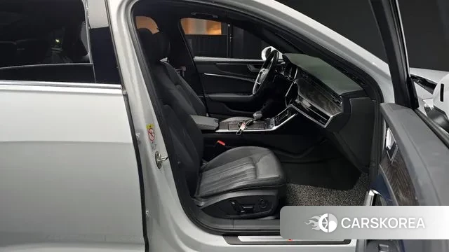 Audi A6 (C8) 2022 Белый из Кореи, фото 2