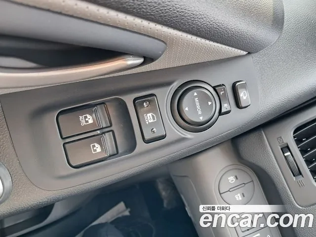 Hyundai The New Grand Starex 2019 Желтый из Кореи, фото 2