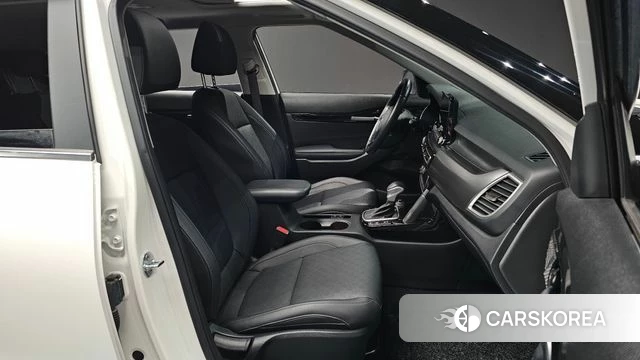 Kia Seltos 2022 Белый из Кореи, фото 2