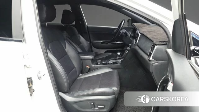 Kia Sportage The Bold 2018 Белый из Кореи, фото 2