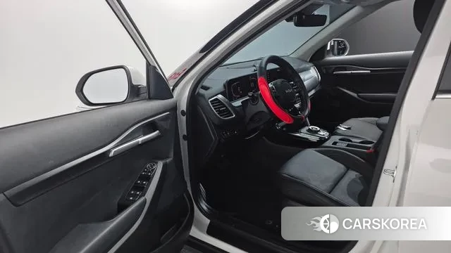 Kia The New Seltos 2024 Белый из Кореи, фото 2