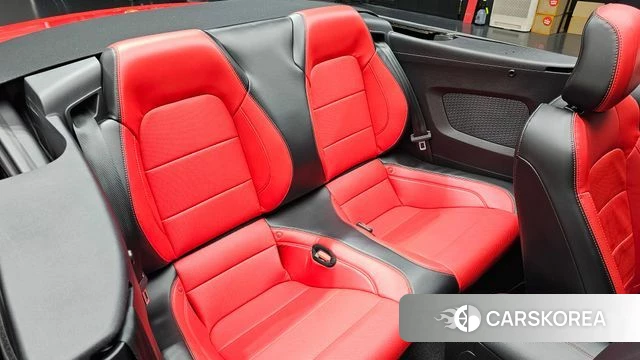Ford Mustang 2021 Красный из Кореи, фото 2