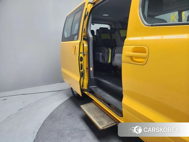 Hyundai The New Grand Starex 2020 Желтый из Кореи, фото 2