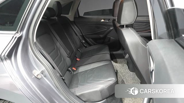 Volkswagen 7th Generation of Jetta 2024 Серый из Кореи, фото 2