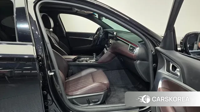 Genesis The New G70 2021 Черный из Кореи, фото 2