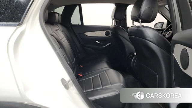 Mercedes-Benz GLC-Class X253 2018 Белый из Кореи, фото 2