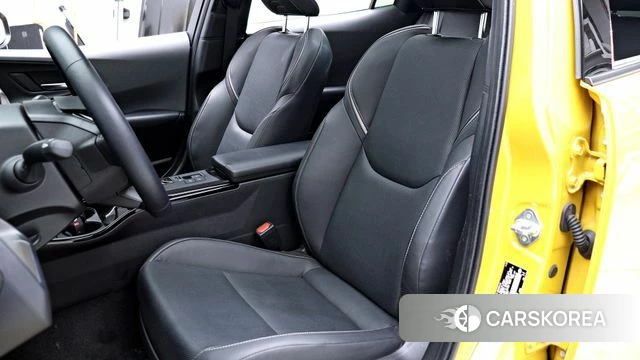 Toyota Prius 5th Generation 2024 Желтый из Кореи, фото 2