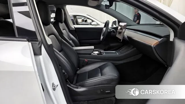 Tesla Model Y 2022 Белый из Кореи, фото 2