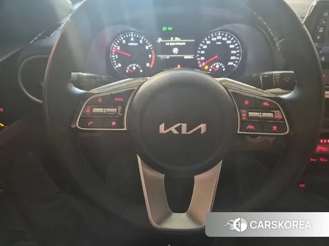 Kia The New K3 2nd generation 2023 Черный из Кореи, фото 2