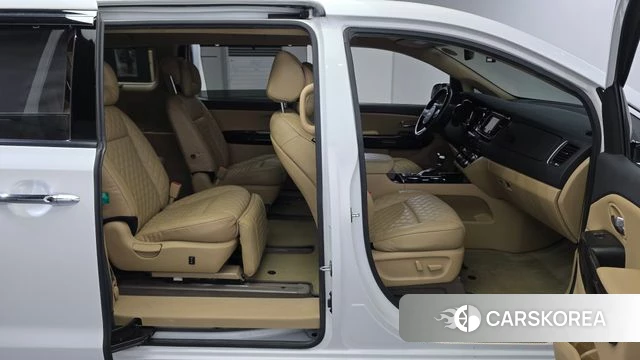 Kia The New Carnival 2020 Белый из Кореи, фото 2