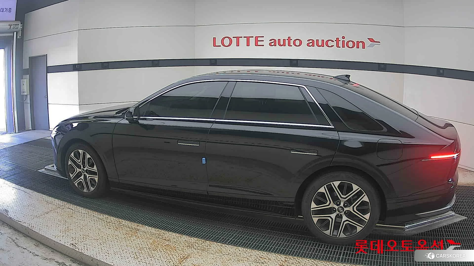 Hyundai Grandeur 2023 Abyss Black Pearl из Кореи, фото 2