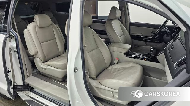 Kia The New Carnival 2019 Белый из Кореи, фото 2