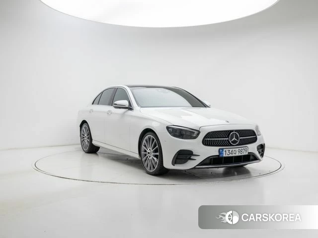 Mercedes-Benz E-Class W213 2022 Белый из Кореи, фото 2