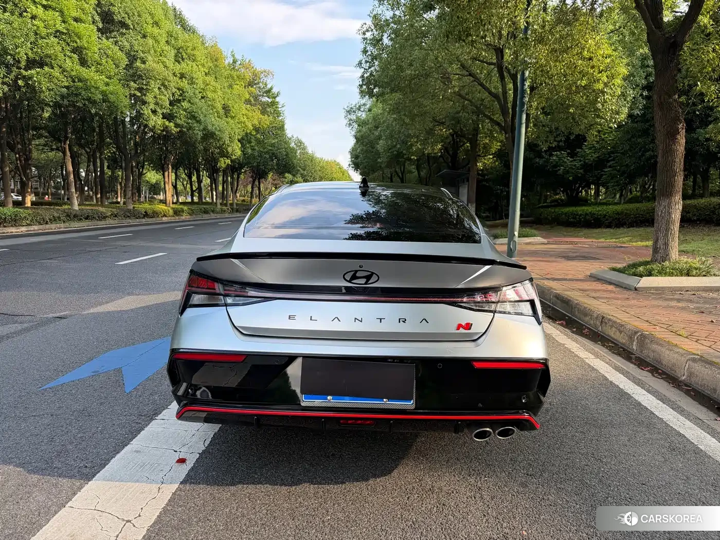 Hyundai Elantra 2024 Silver/gray из Китая, фото 2
