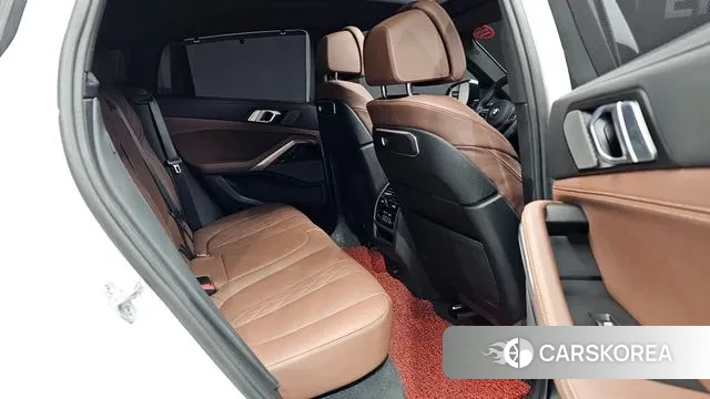 BMW X6 (G06) 2023 Белый из Кореи, фото 2