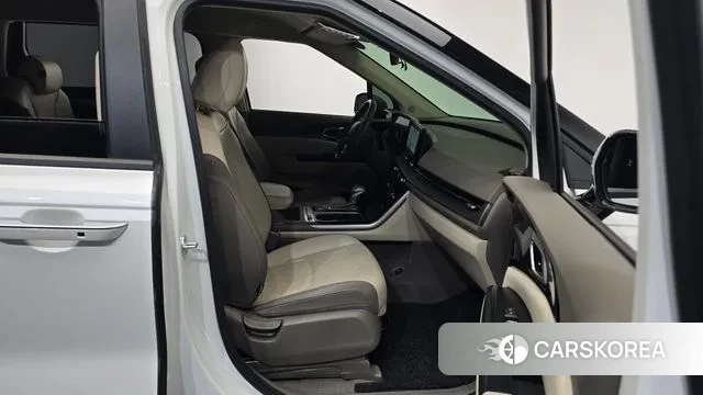 Kia Carnival 4th generation 2022 Белый из Кореи, фото 2