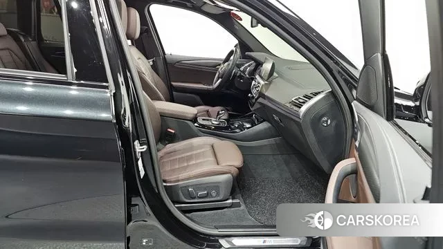 BMW X3 (G01) 2024 Черный из Кореи, фото 2