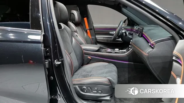 Genesis GV70 2025 Черный из Кореи, фото 2