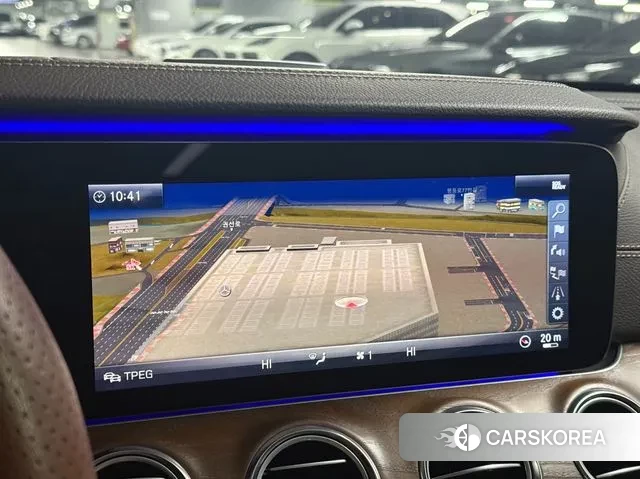 Mercedes-Benz E-Class W213 2019 Серый из Кореи, фото 2