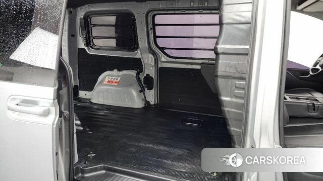 Hyundai Staria 2021 Серебристо-серый из Кореи, фото 2