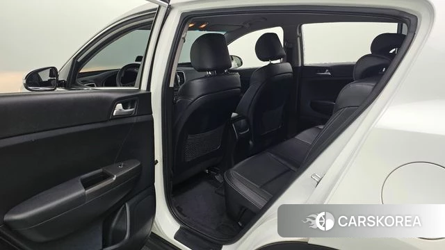 Kia Sportage 4th Generation 2018 Белый из Кореи, фото 2