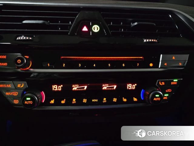 BMW 5 Series (G30) 2019 Синий из Кореи, фото 2