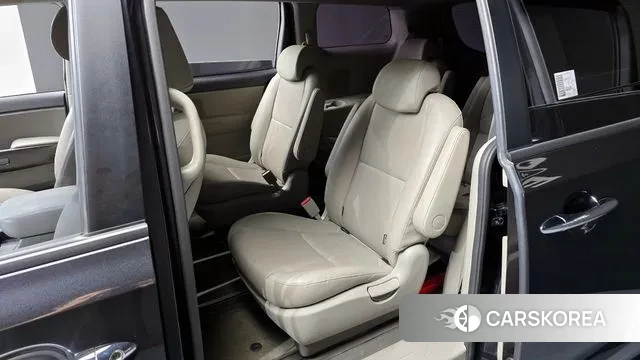 Kia The New Carnival 2018 Серый из Кореи, фото 2