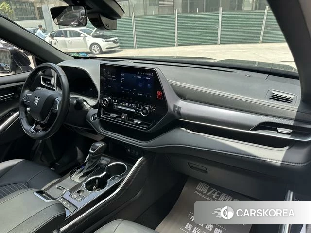 Toyota Crown Lufang 2023 Черный из Китая, фото 2