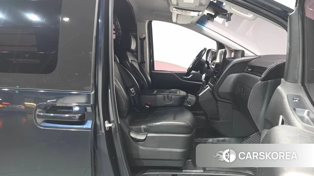 Hyundai Staria 2021 Синий из Кореи, фото 2