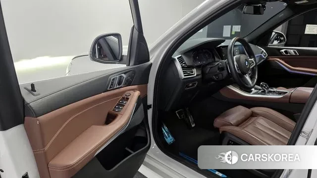 BMW X5 (G05) 2022 Белый из Кореи, фото 2