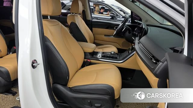 Kia Carnival 4th generation 2020 Белый из Кореи, фото 2