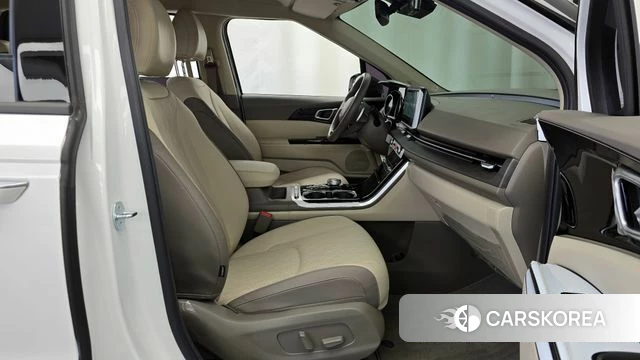 Kia Carnival 4th generation 2023 Белый из Кореи, фото 2