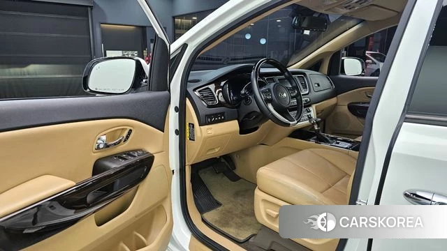 Kia The New Carnival 2018 Белый из Кореи, фото 2