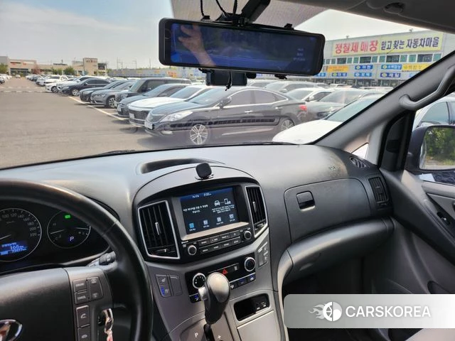 Hyundai The New Grand Starex 2020 Серебристо-серый из Кореи, фото 2